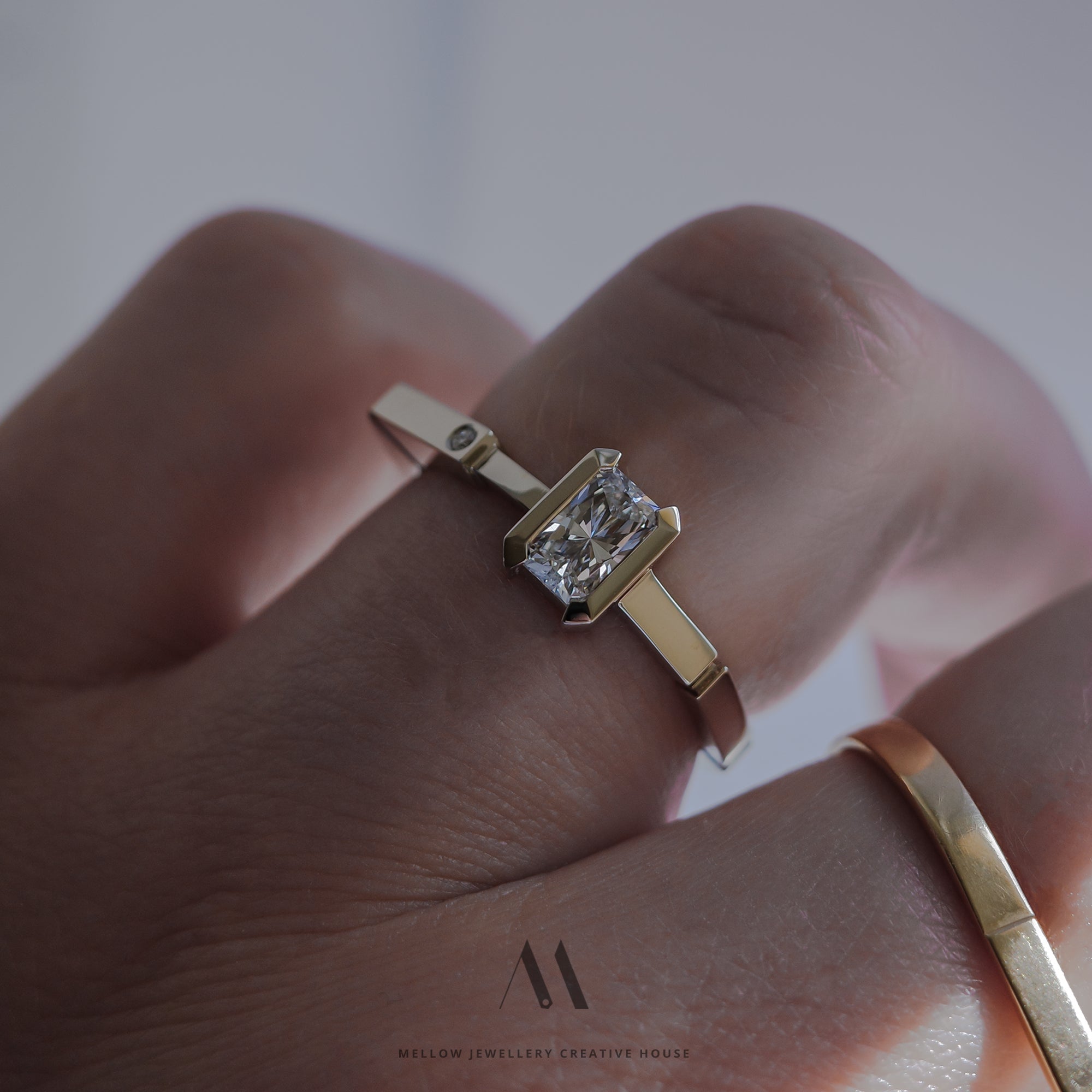 14k solid white gold Diamonds ring CMR/245 - Mellow Jewellery Creative House