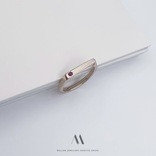 minimalistic engagement ring