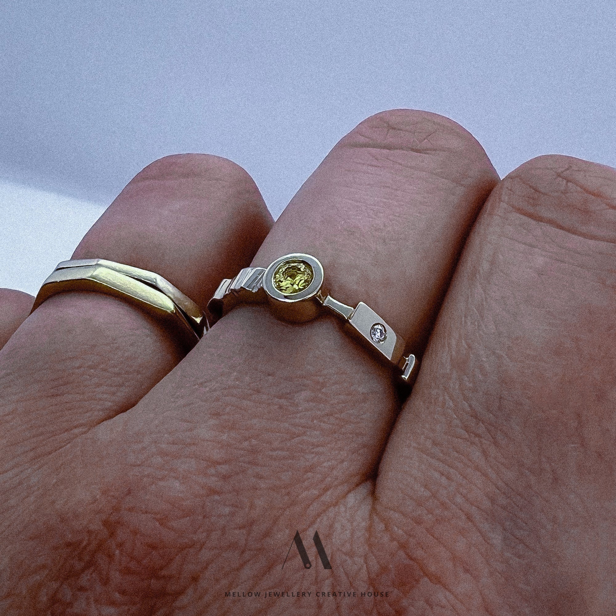 Custom Saphire and Diamond ring CMR/89 - Mellow Jewellery Creative House