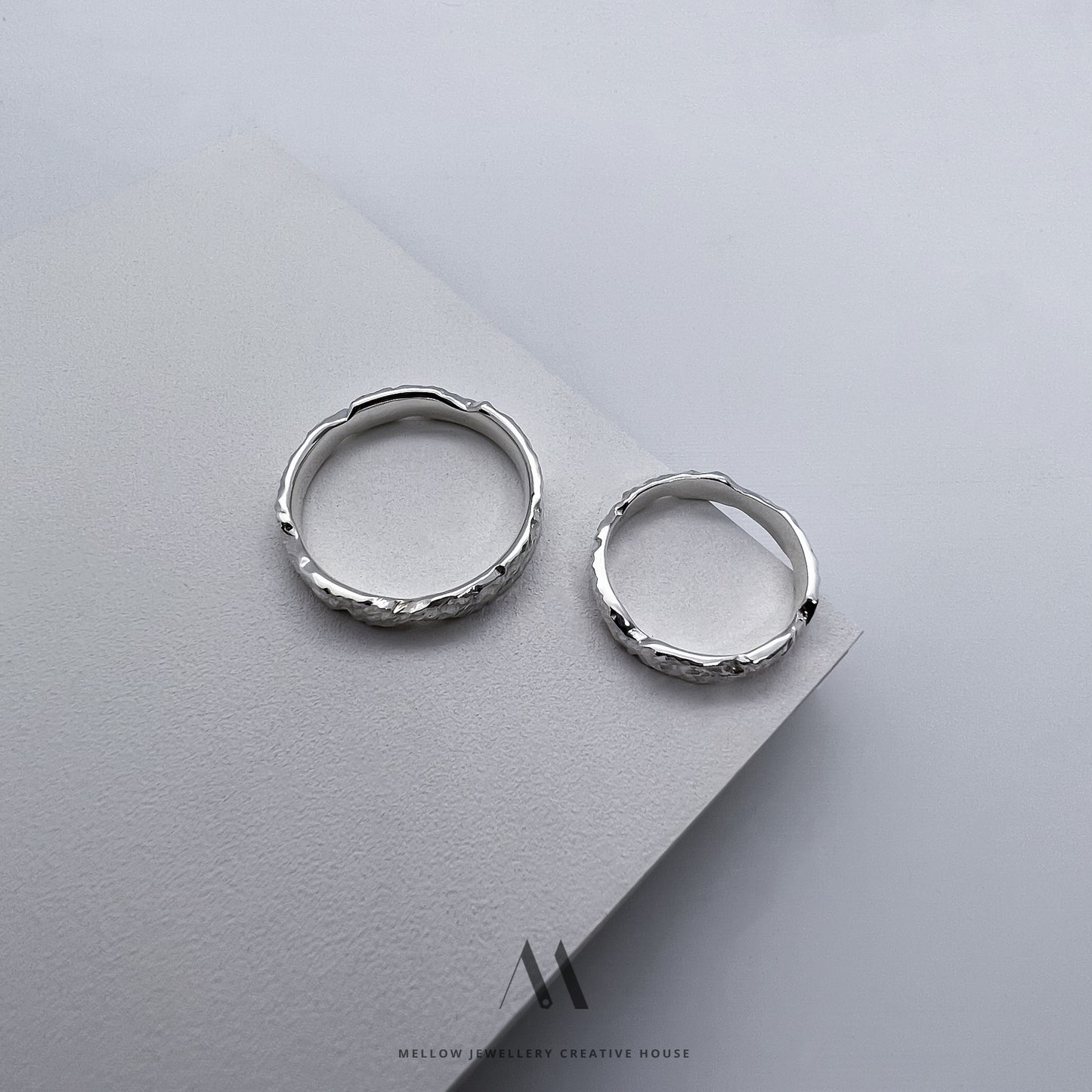 Custom made wedding rings CMW/52