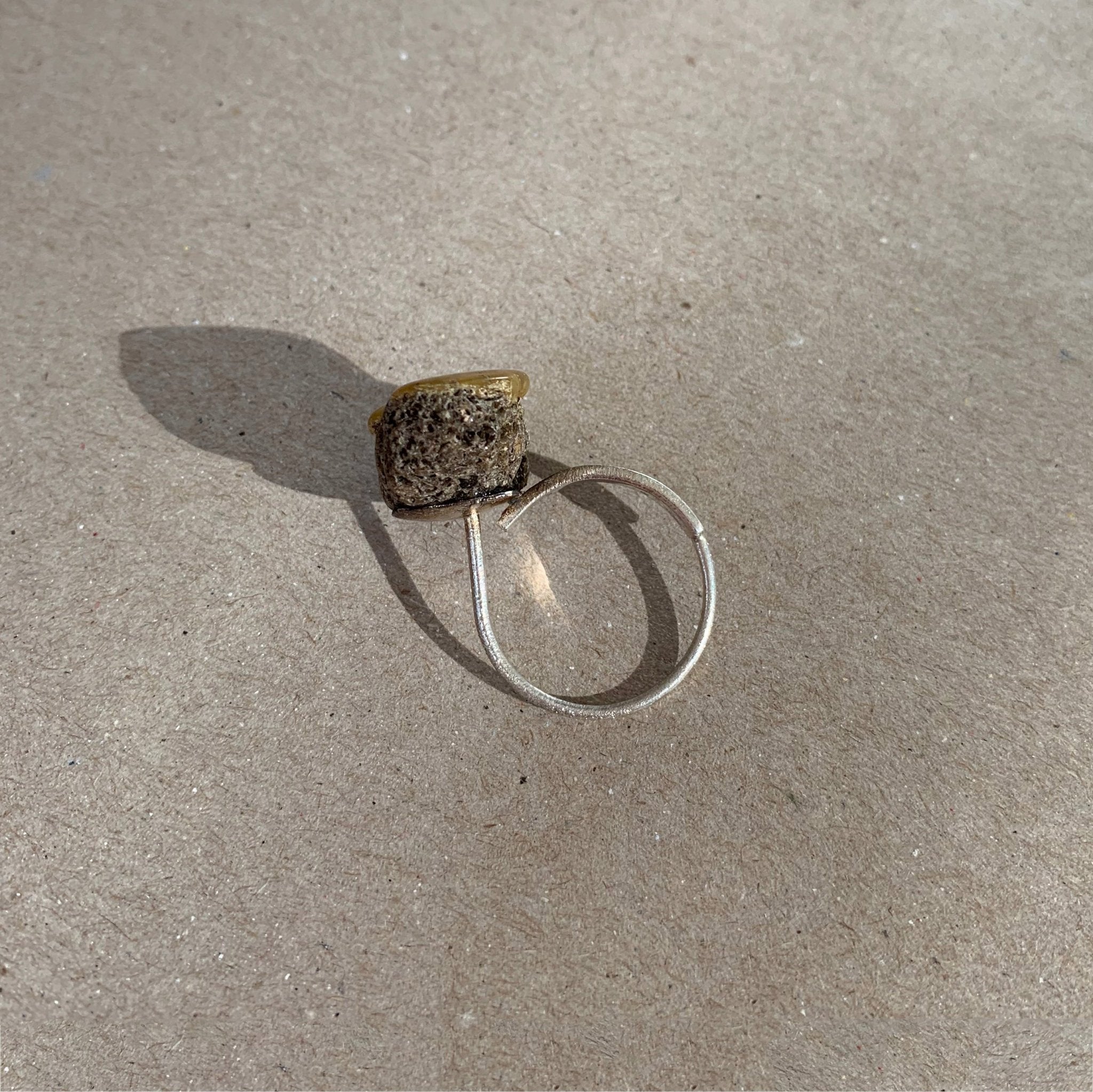 Baltic Amber sterling silver ring R5/SiAm05 - Mellow Jewellery Creative House